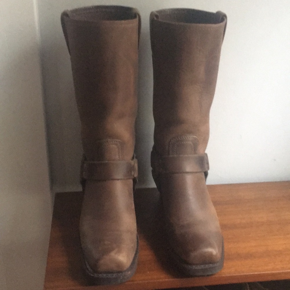 Frye Harness 12R boots